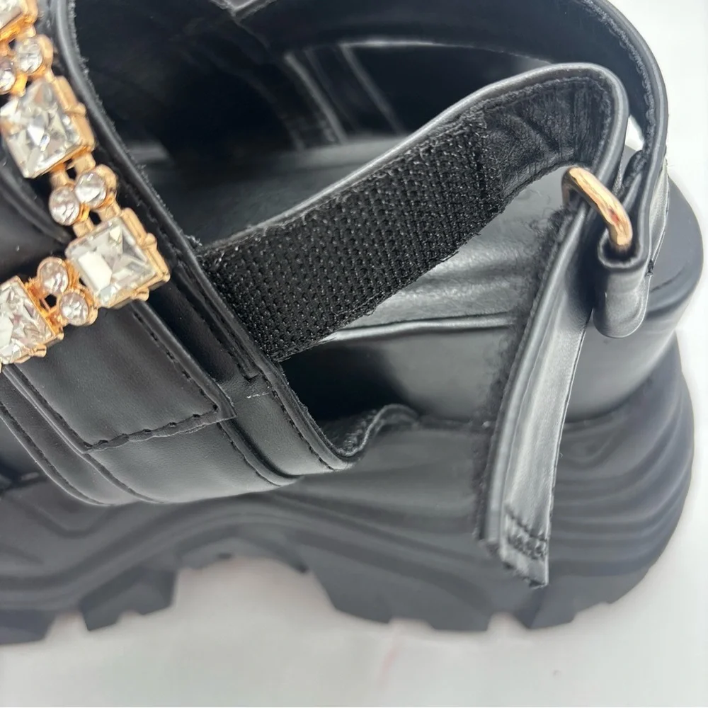 Elegant‎ Black Platform Sandals with Pearl Details